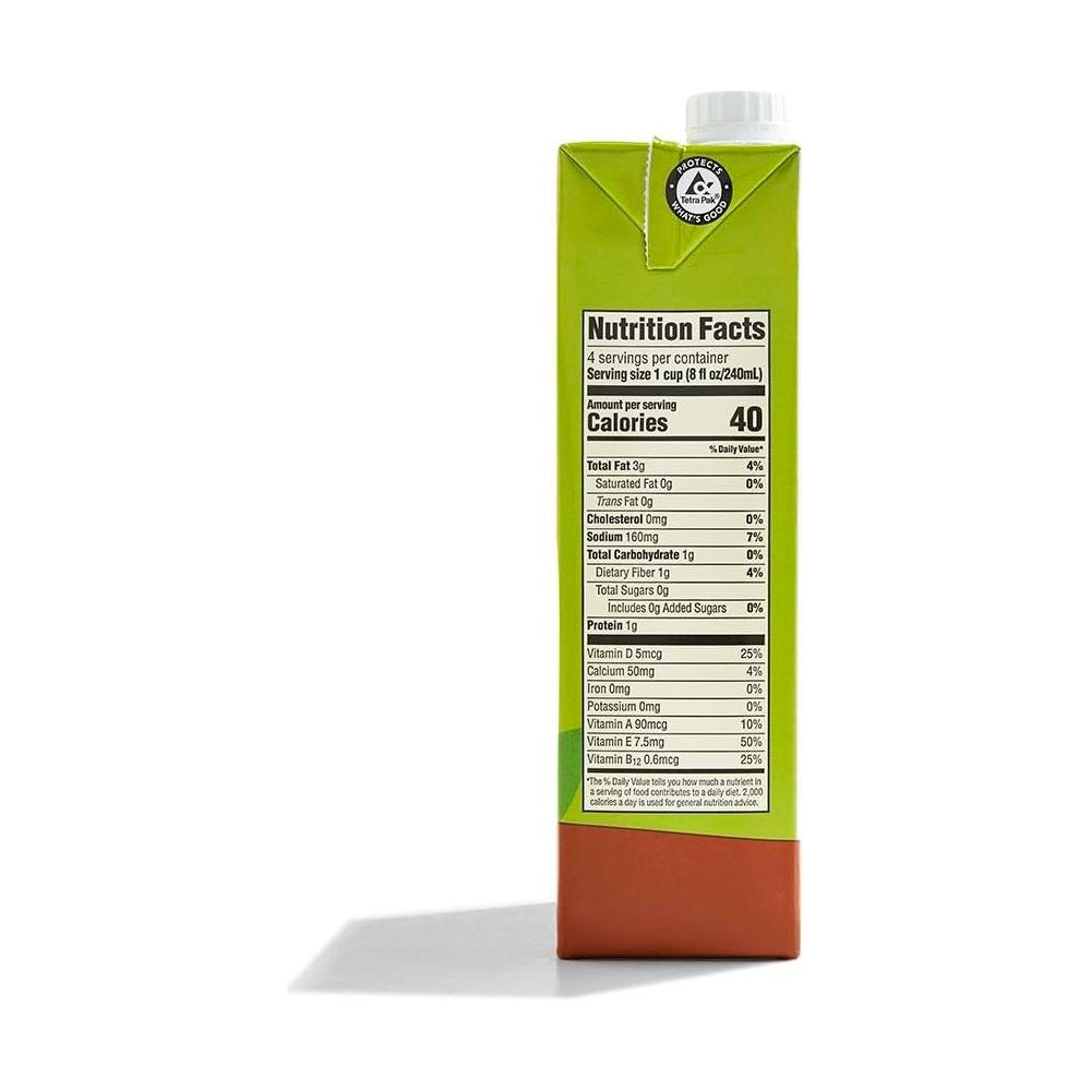 365 by Whole Foods Market Organic Chocolate Unsweetened Almond Milk 32 Fl Oz - Whlsome - Non - Dairy Milk