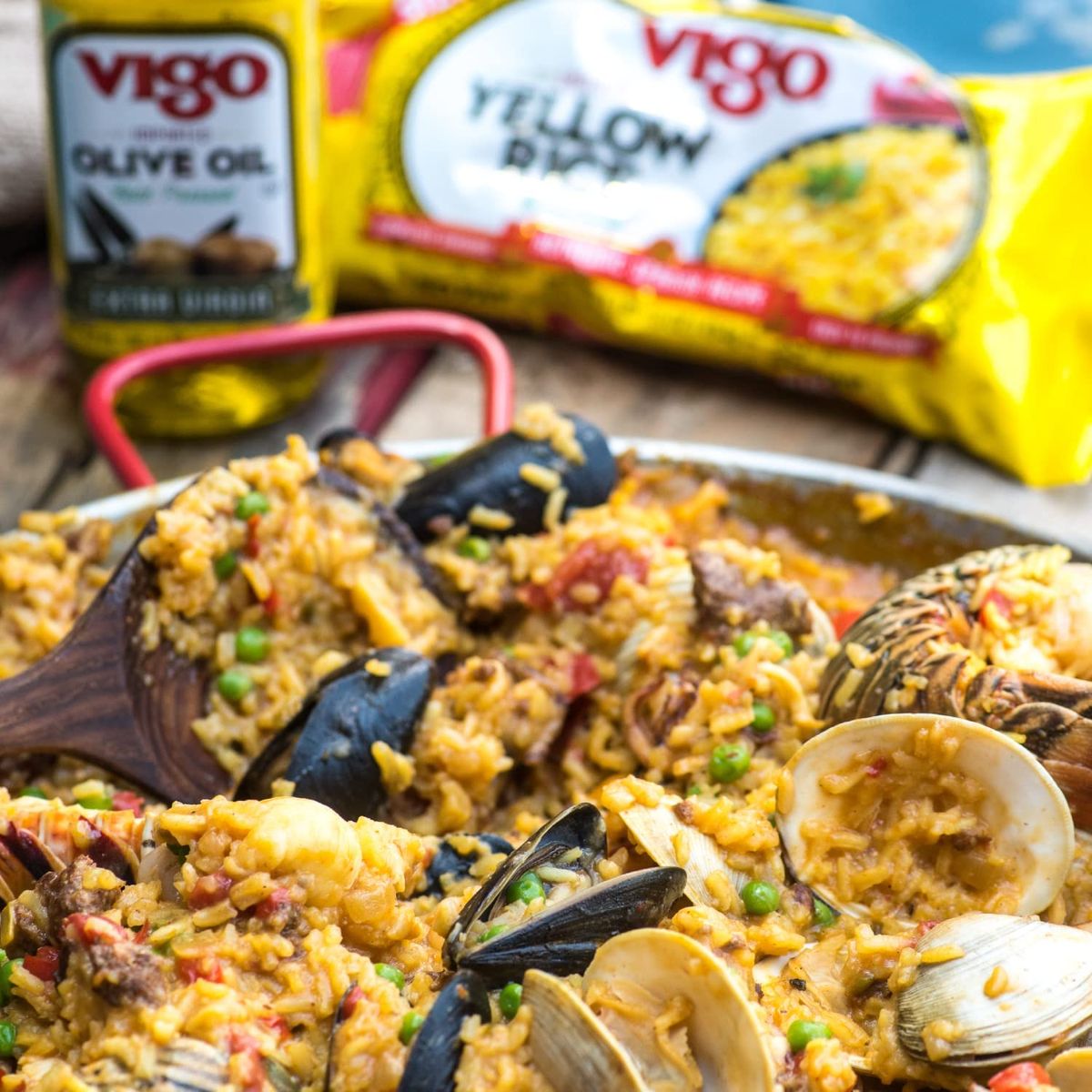 Vigo Authentic Paella Valenciana Yellow Rice  Seafood Dinner Spanish Recipe Yellow Rice  Seafood Dinner 19 Ounce Pack of 6