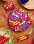 SKITTLES Original SKITTLES Wild Berry  STARBURST Original and STARBURST FaveReds Fun Size Chewy Candy Variety Bag Party Size 2013 Oz Bulk Bag