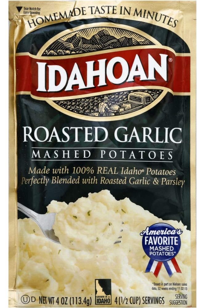 Idahoan Mashed Potatoes Applewood Smoked Bacon Buttery Homestyle Loaded Baked and Roasted Garlic 4 ounce Pack of 4  with Make Your Day Mini Bamboo Spatula