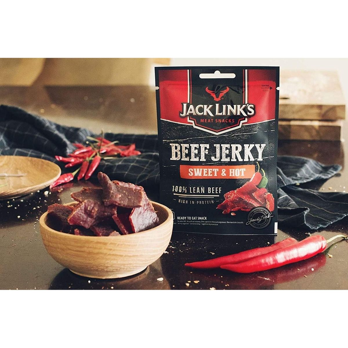 Jack link&#39;s Beef Jerky Sweet &amp; Hot High Protein Meat Snack Dried Halal Beef- 1X70Gr