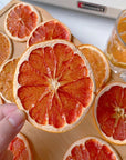 TXDYNLLK Dried Grapefruit SlicesDIY Snack for Sweet  Tart IcedHot Tea Crafts Decor No Sugar Added Perfect for Cocktails Cake Decoration Candle Crafts Festive Garlands 706oz200g