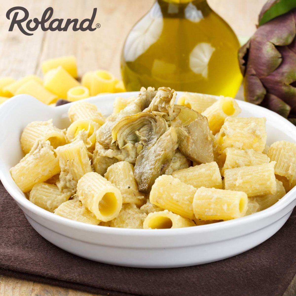 Roland Foods Roman Style Artichoke Hearts with Stalks Specialty Imported Food 5 Lb 8 Oz Can