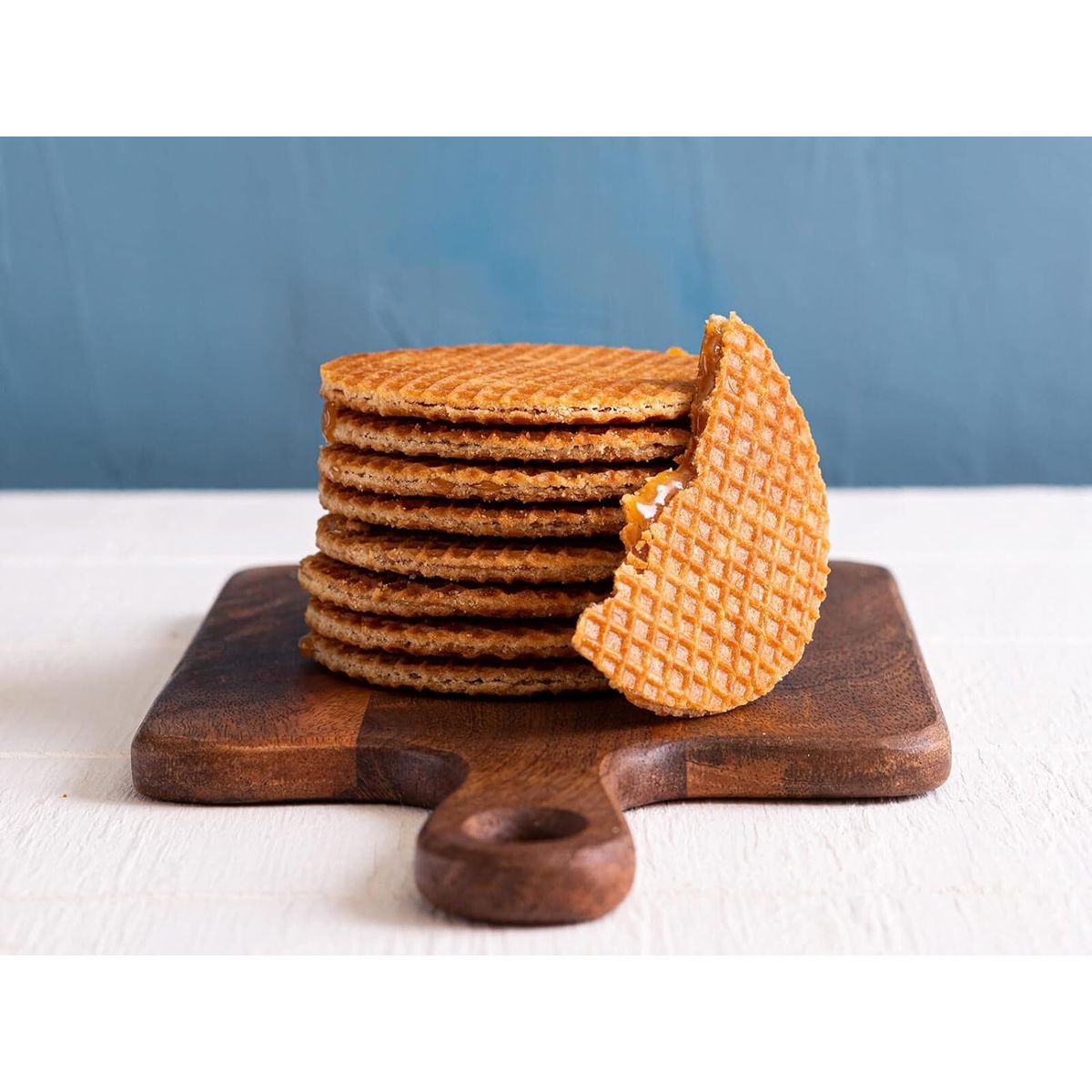 DAELMANS Stroopwafels Dutch Waffles Soft Toasted Caramel Kosher Dairy Authentic Made In Holland 8 Stroopwafels Per Box 1 Collectible Gift Tin 8 Stroopwafels Per Tin 811oz