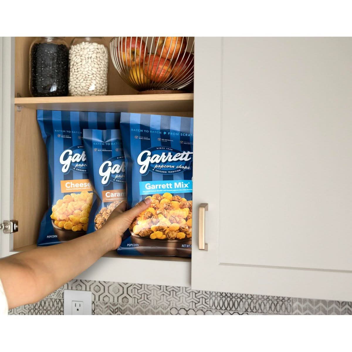 Garrett Popcorn CaramelCrisp 75oz 4 Bags Caramel Gourmet Popcorn Gluten Free Sweet Snack Popped Popcorn Bags