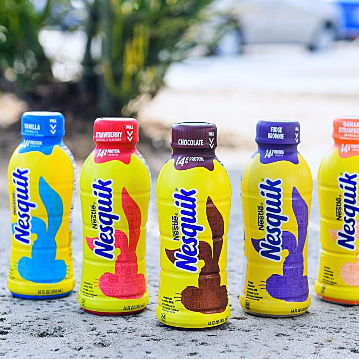 Protein Drinks Nesquik Chocolate  Strawberry Low fat Milk Readytodrink Delicious Goodness in 14 fl oz Bottle  Pack of 6  Every Order is Elegantly Packaged in a Signature BETRULIGHT Branded Box