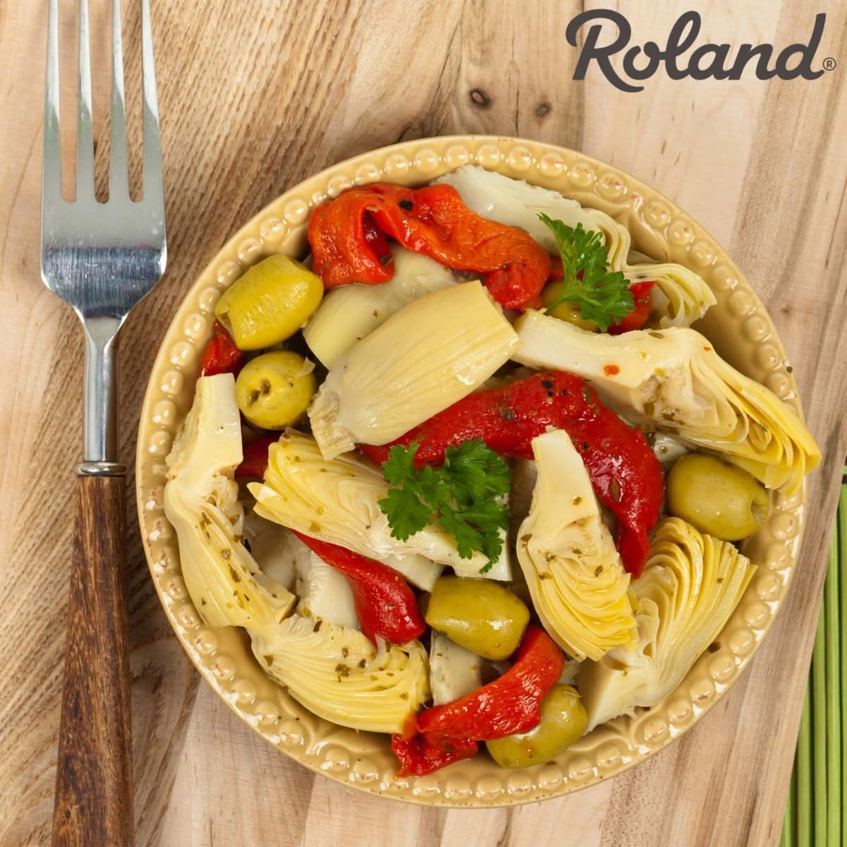 Roland Foods Quartered Artichoke Hearts 5 Pound 8 Ounce Can Pack of 2