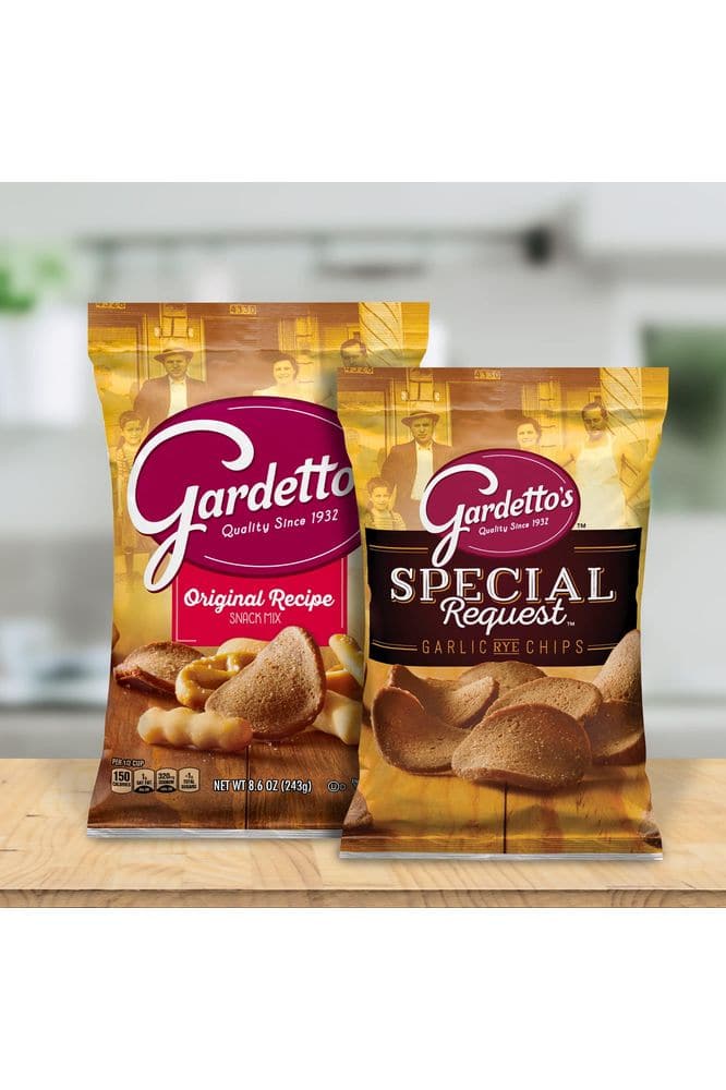 Gardetto&#39;s Snack Mix, Roasted Garlic Rye Chips, 8 oz (Pack of 12)