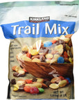 Signature Trail Mix Peanuts M and M Candies Raisins Almonds and Cashews 4 Pound 249965