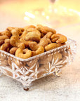 Honey Roasted Cashews  32 oz Reusable Container  Gourmet Nuts Coated with Sweet  Natural Honey  Roasted to Perfection  Healthy Everyday Snack  Vegan  Kosher  HandPicked  Sweet  Crunchy